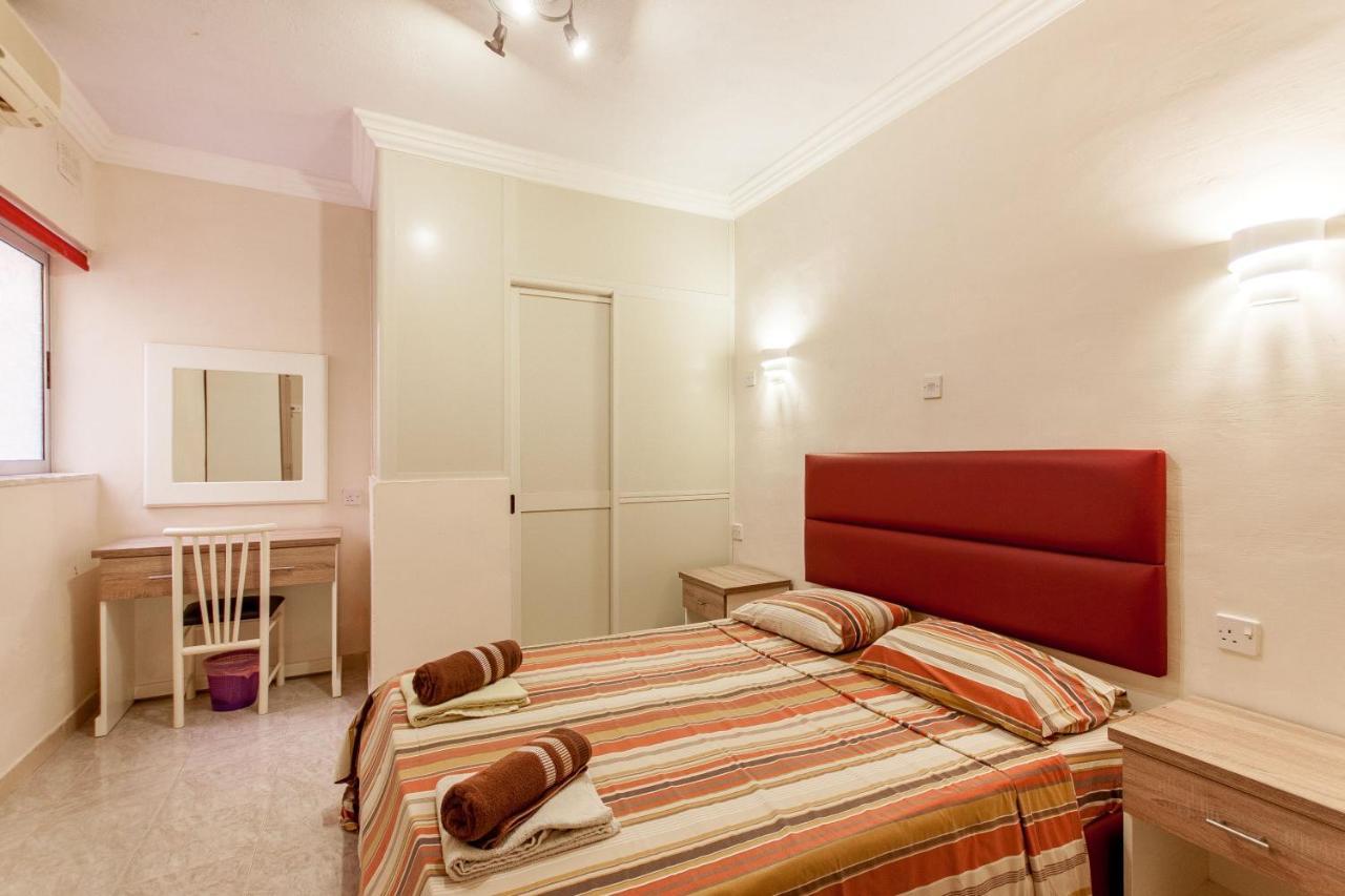 Pool And Sea Merill Apartments - Happy Rentals メーリッハ エクステリア 写真
